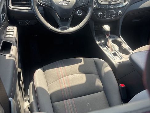 Used 2022 Chevrolet Equinox RS w/ LPO, Cargo Package FWD image 8