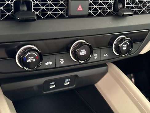 Certified 2023 Honda Accord LX image 17