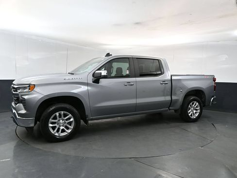 Used 2023 Chevrolet Silverado 1500 LT AWD/4WD image 2