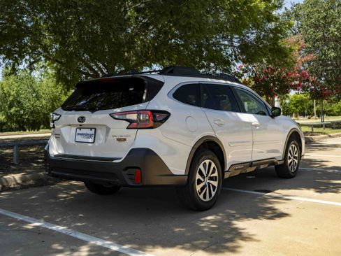 Used 2022 Subaru Outback Premium w/ Popular Package #1 AWD/4WD image 9