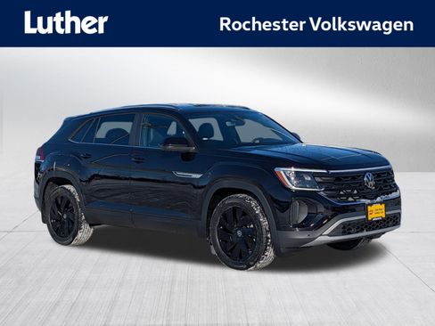New 2026 Volkswagen Atlas Cross Sport SE image 1