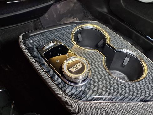 New 2026 Cadillac Optiq Sport 1 image 17