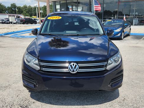 Used 2014 Volkswagen Tiguan S image 3