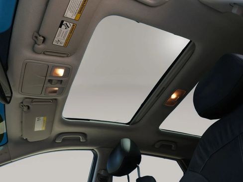 Used 2013 Hyundai Tucson Limited w/ Premium Pkg image 28