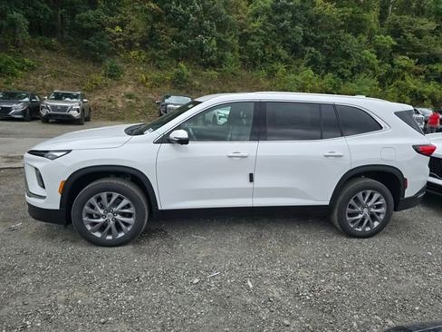 New 2026 Buick Enclave Preferred w/ LPO, All-Weather Package image 2