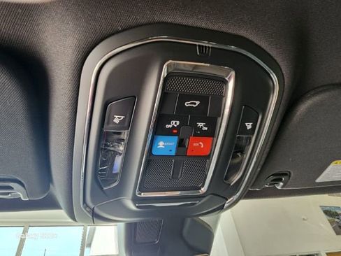 New 2024 Jeep Wagoneer Series II w/ Convenience Group I image 32