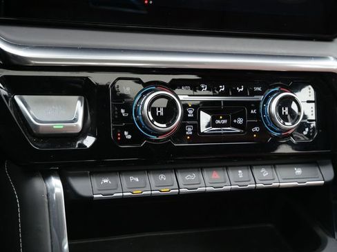 Used 2022 GMC Sierra 1500 Denali Ultimate image 24