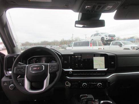 New 2026 GMC Sierra 1500 SLT w/ SLT Convenience Package image 16