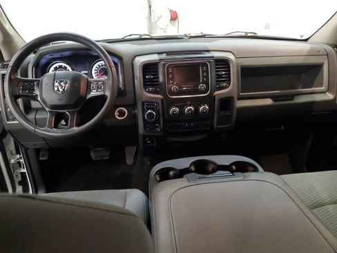 Used 2019 RAM 1500 Express w/ Express Value Package AWD/4WD image 13