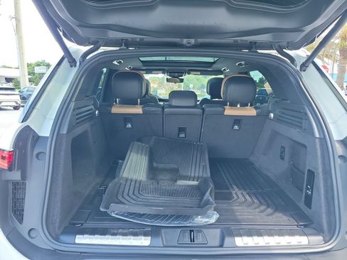 Used 2024 Land Rover Range Rover Sport Dynamic SE AWD/4WD image 11