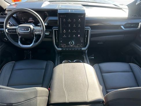 Used 2025 GMC Yukon Elevation w/ LPO, Floor Liner Package image 10