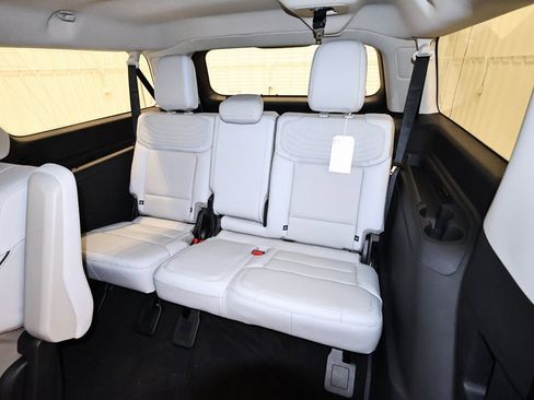 New 2025 Ford Expedition Max Platinum w/ Platinum Ultimate Package image 16