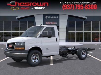 New 2025 GMC Savana 3500 w/ Power Convenience Package