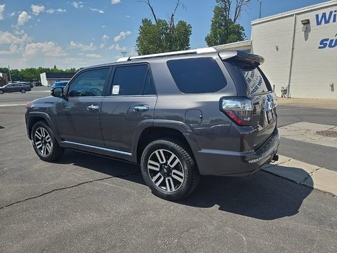 Used 2023 Toyota 4Runner Limited AWD/4WD image 7