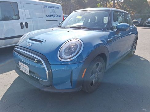 Used 2023 MINI Cooper SE FWD image 3