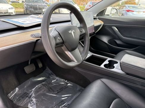 Used 2021 Tesla Model 3 Standard Range Plus image 20