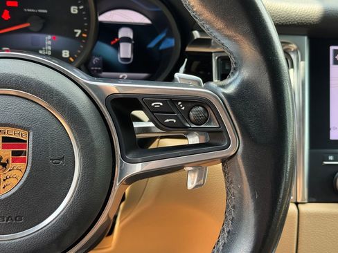 Used 2018 Porsche Macan Sport Edition AWD/4WD image 27