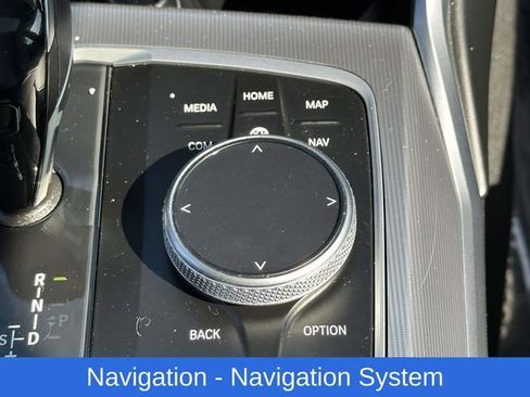 Used 2021 BMW 330i xDrive Sedan image 9