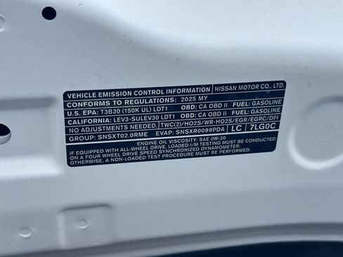 Used 2025 Nissan Kicks SV FWD image 30