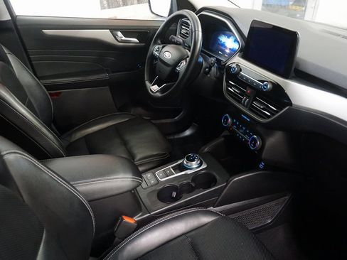 Used 2022 Ford Escape SEL w/ Technology Package image 30