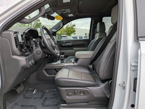 Certified 2024 Chevrolet Silverado 1500 ZR2 w/ Technology Package AWD/4WD image 26