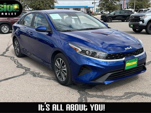 Used 2024 Kia Forte LXS image 1