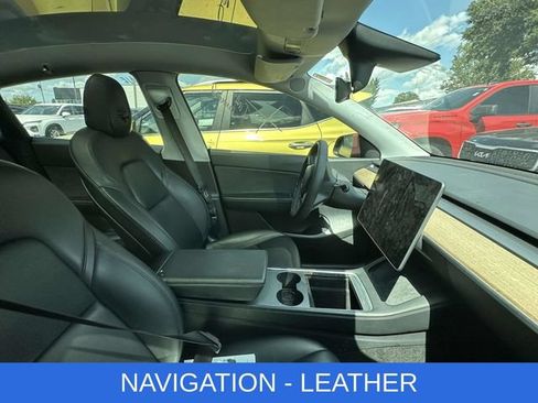 Used 2021 Tesla Model Y Long Range AWD/4WD image 2
