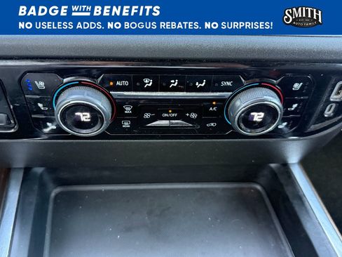Used 2024 Chevrolet Silverado 2500 High Country w/ Technology Package AWD/4WD image 13