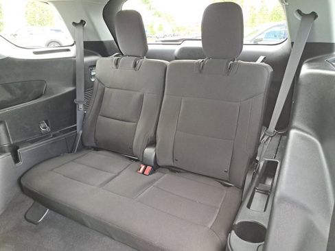 Certified 2022 Ford Explorer XLT image 13