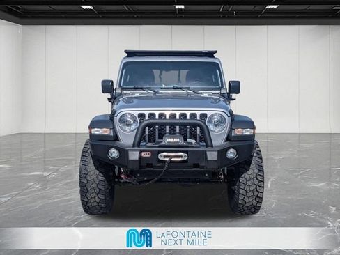 Used 2020 Jeep Gladiator Sport w/ Quick Order Package 24S AWD/4WD image 8