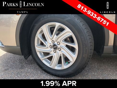 Certified 2020 Lincoln Corsair FWD w/ Rear Removable Package Tray image 32