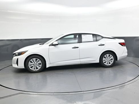 Certified 2025 Nissan Sentra S image 8