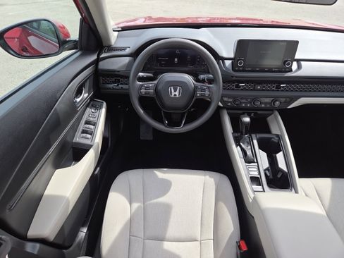 Used 2023 Honda Accord EX image 25