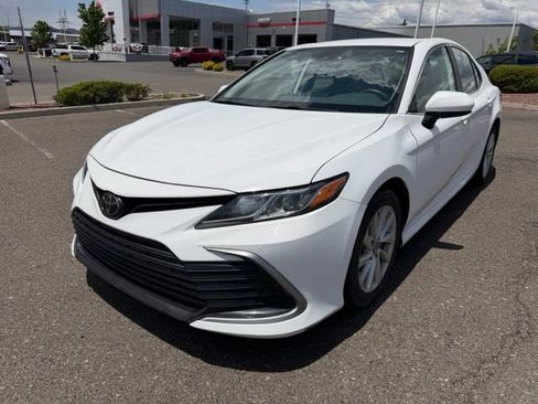 Certified 2021 Toyota Camry LE FWD image 1