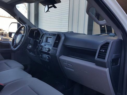 Used 2022 Ford F250 XL w/ Power Equipment Group image 10