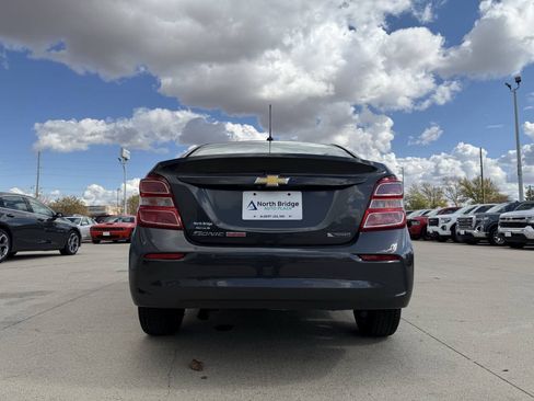 Used 2017 Chevrolet Sonic Premier FWD image 26