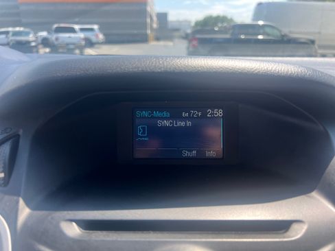 Used 2013 Ford Focus SE FWD image 18