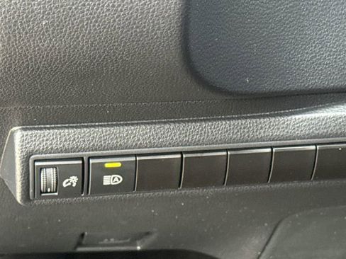 Used 2025 Toyota Corolla LE FWD image 20
