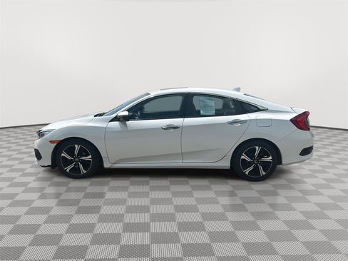 Used 2017 Honda Civic Touring image 23