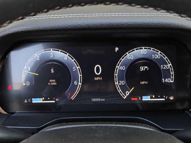 Used 2023 Jeep Grand Cherokee L Limited RWD image 12