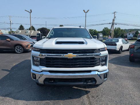 Certified 2025 Chevrolet Silverado 2500 LT w/ Convenience Package AWD/4WD image 2