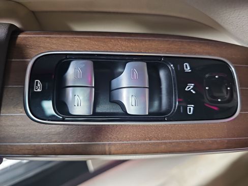 Certified 2023 Mercedes-Benz EQS 450+ 4MATIC SUV image 30