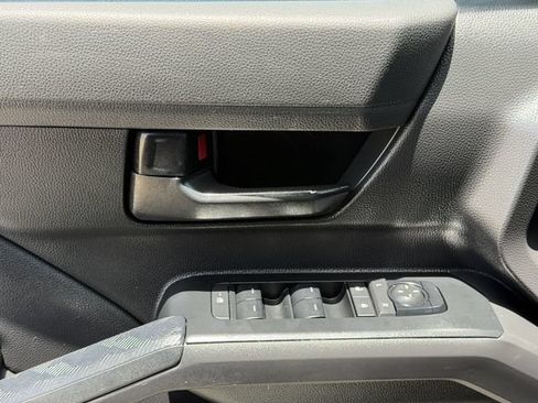 Used 2024 Toyota Tacoma SR RWD image 22