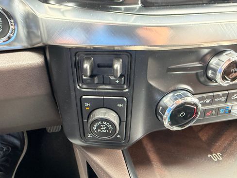 New 2026 Ford F350 King Ranch w/ Tremor Off-Road Package AWD/4WD image 33