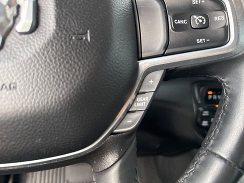 Used 2023 RAM 1500 Laramie image 24