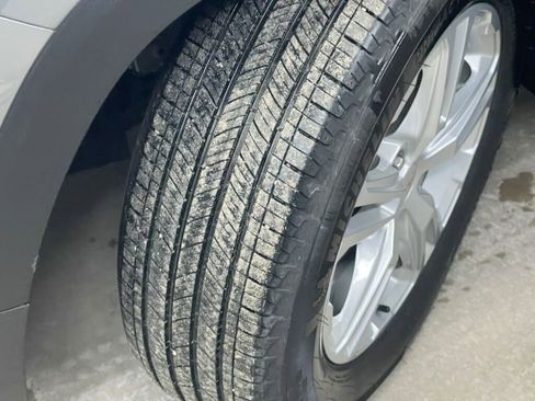 Certified 2023 GMC Terrain SLE w/ Driver Convenience Package image 26