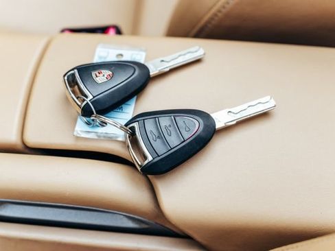 Used 2009 Porsche Boxster RWD image 68