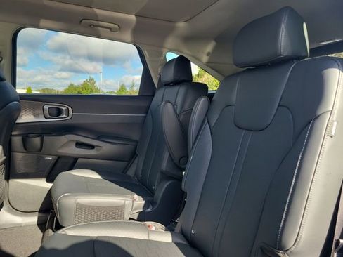 New 2026 Kia Sorento EX image 10
