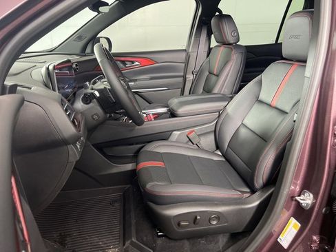 New 2026 Chevrolet Traverse RS w/ LPO, Floor Liner Package image 9