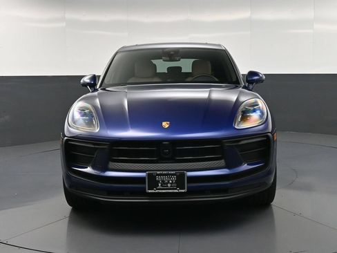 Certified 2026 Porsche Macan AWD/4WD image 11